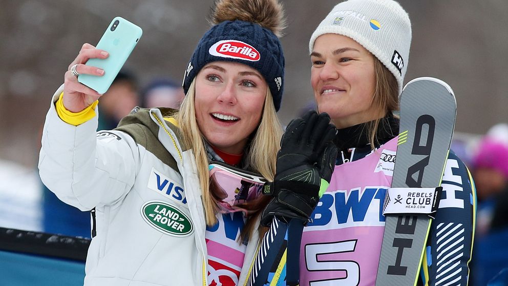 Mikaela Shiffrin och Anna Swenn Larsson.