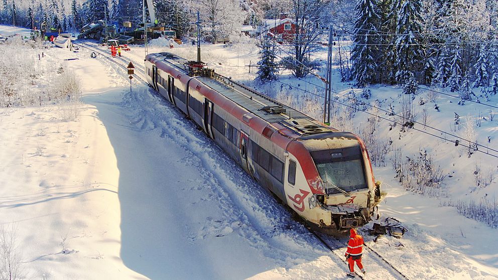 Krockskadat passagerartåg öster om Hofors.