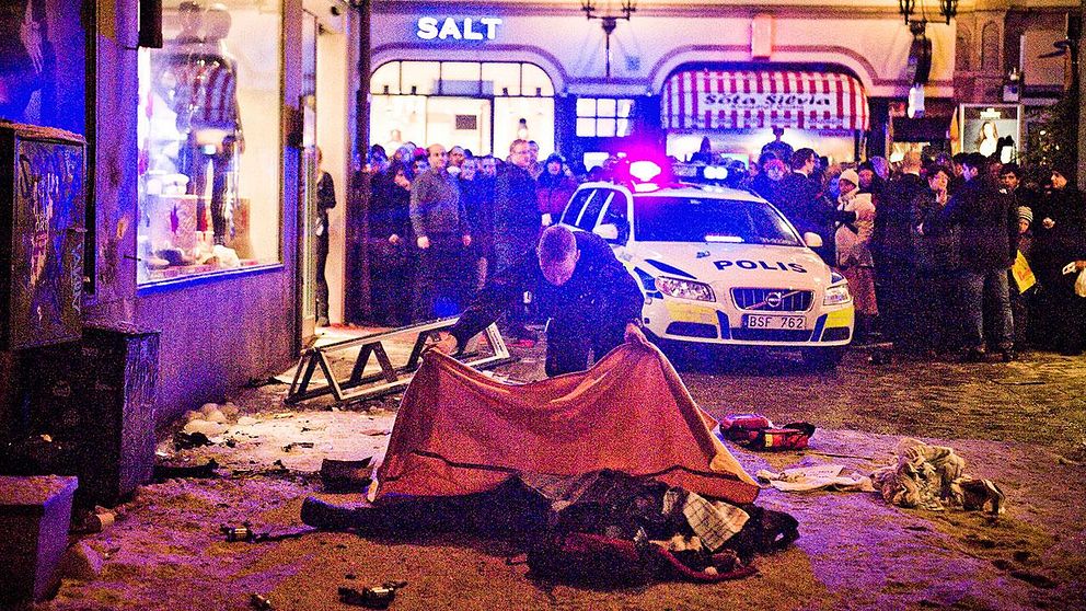 Attentat från självmordsbombare i Stockholm 2010.