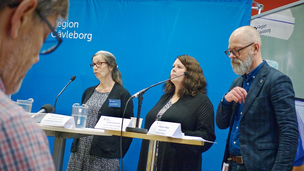 Signar Mäkitalo, Marianne Undvall, Ulrika Carlsson och Magnus Höijer, vid presskonferens om coronaläget.