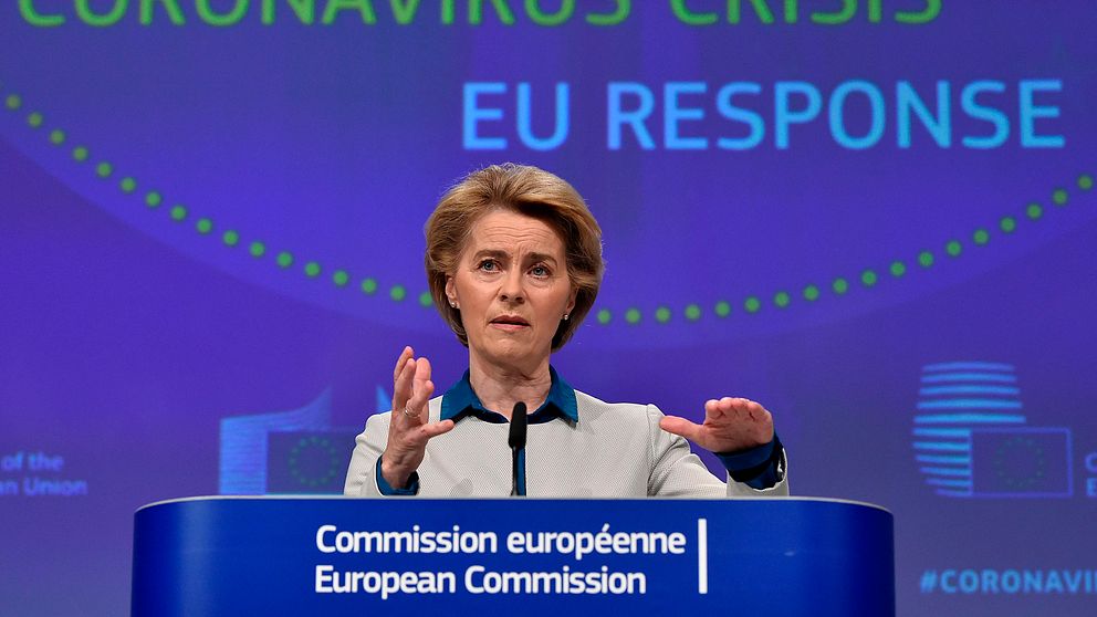 Under ett digitalt extramöte ber EU-kommissionens ordförande Ursula von der Leyen Italien om ursäkt för EU:s sena agerande när smittspridningen påbörjades i Italien.<