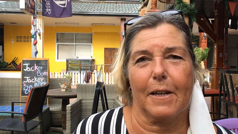 Pia Alm-Borgström, som bor strax utanför Umeå i vanliga fall, får på grund av coronakrisen vara kvar i Thailand ytterligare två månader än vad som var tänkt.