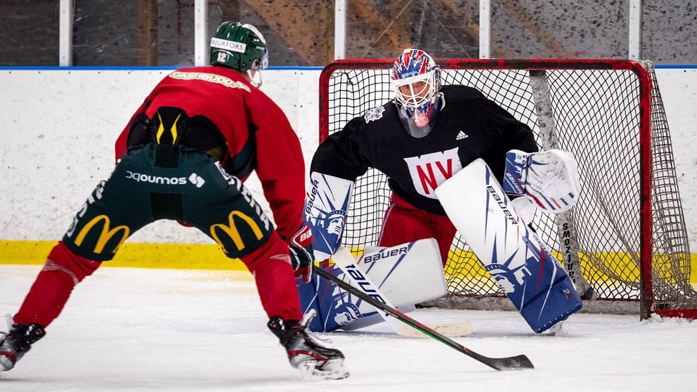 Henrik Lundqvist tränar med Frölunda.