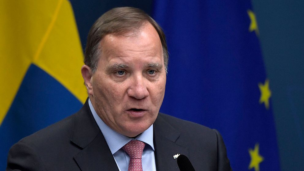 Statsminister Stefan Löfven ( S)