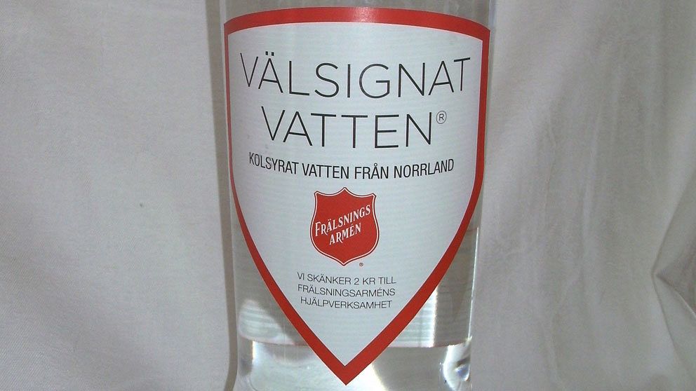 En flaska med välsignat vatten från Frälsningsarmén.