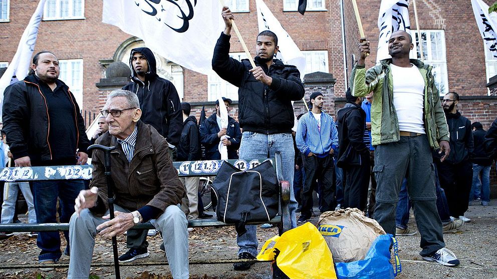 Hizb ut-Tahrir demonstrerar mot en film i Köpenhamn.