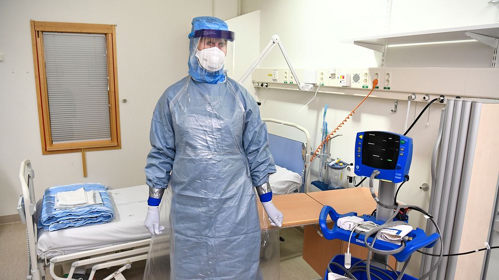 Högisoleringsrum på infektionskliniken på Karolinska Universitetssjukhuset med anledning av Sveriges beredskap inför coronavirusets spridning.