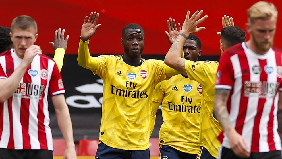 Nicholas Pepe (mitten) inledde målskyttet för Arsenal.
