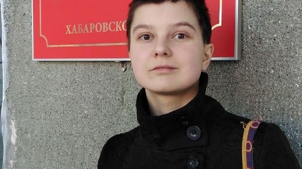 27-åriga Julia Tsvetkova riskerar sex års fängelse efter teckningar föreställande kvinnokroppar och hbtq-familjer.