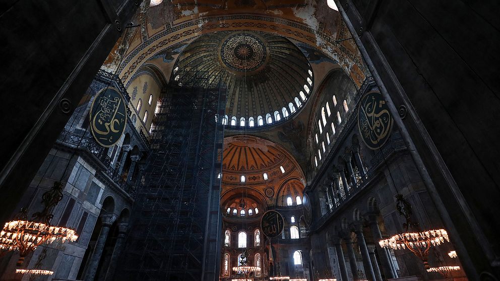 Inifrån Hagia Sofia i Istanbul.