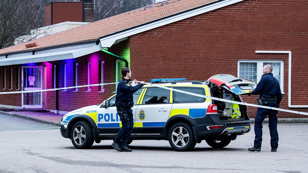 Så här såg det ut under tillslaget i januari. Enligt Sven-Eric Ohlsson, som försvarar en av männen, handlar ärendet bland annat om effekter till filminspelningar.