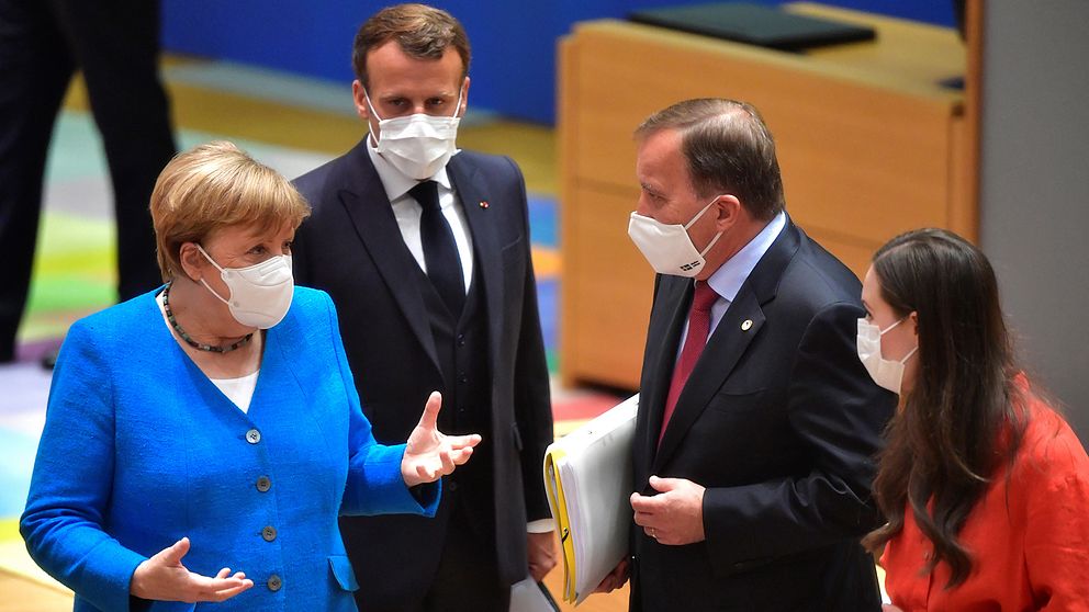 Statsminister Stefan Löfven (S), tillsammans med Tysklands förbundskansler Angela Merkel, Frankrikes president Emmanuel Macron samt Finlands statsminister Sanna Marin.