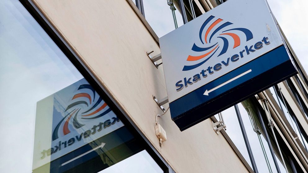 Skylt utanför skattekontor