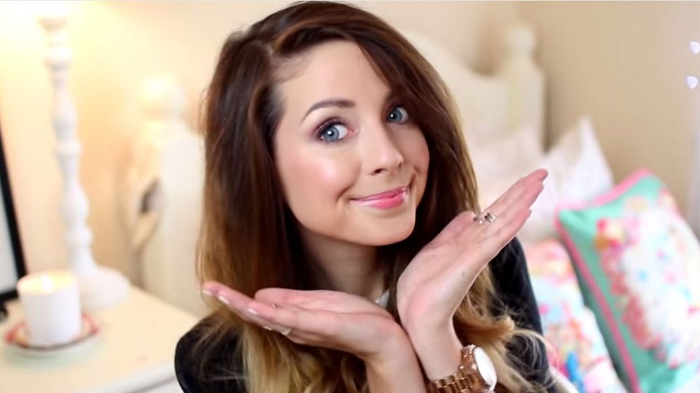 Zoe Suggs videos om smink och mode har gett henne en enorm publik på Youtube.