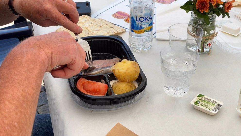 surströmmingspremiär i Örnsköldsvik
