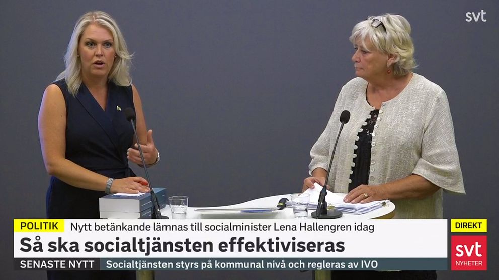 Socialminister Lena Hallengren (S) och regeringens särskilda utredare MArgareta Winberg.