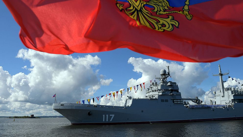 Ett ryskt landstigningsfartyg Petr Morgunov visades på den årliga marinparaden i Sankt Peterburg den 26 juli 2020.