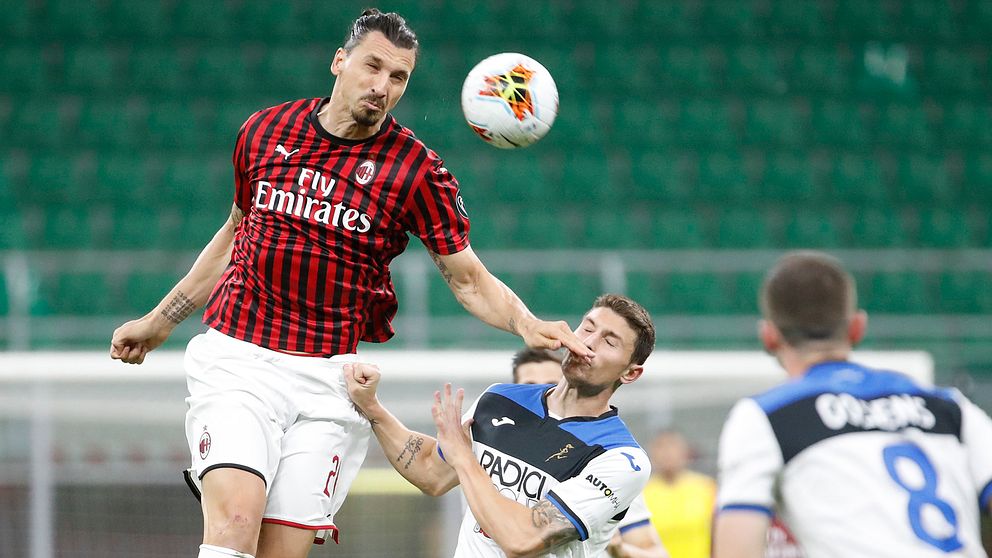 Zlatan Ibrahimovic och hans Milan inleder Serie A-säsongen mot Bologna på San Siro. Arkivbild.