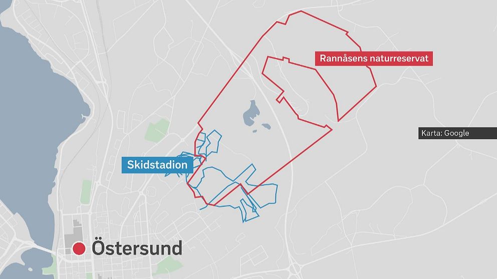 Karta över Östersund där man ser Rannåsens naturreservat markerat med rött och med blå streck ser man skidspår som går in och ut ur naturreservatet.