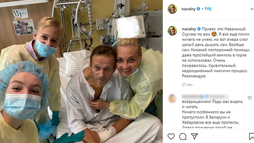Aleksej Navalnyj i sängen på sjukhuset i Tyskland