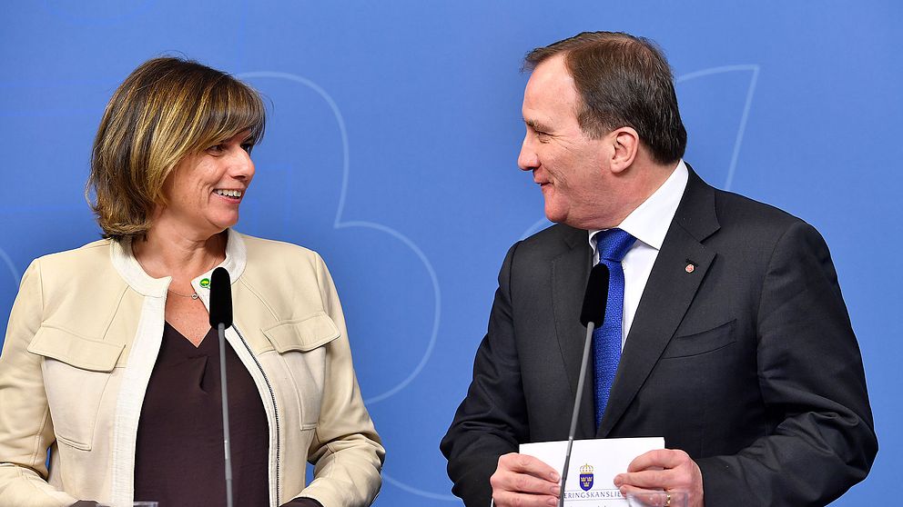 Stefan Löfven (S) och Isabell Lövin (MP)