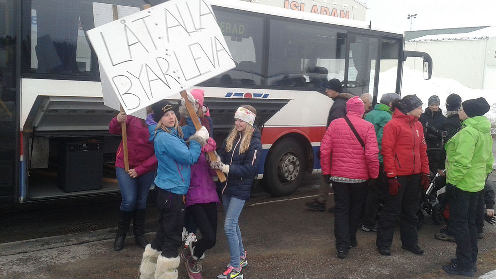 Demonstration mot skolndedläggning i Pajala