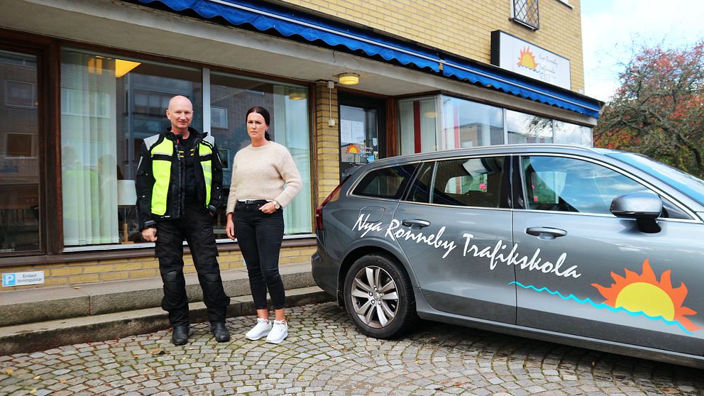 Trafikskola Ronneby, TIna Eiliertsen och Mikael Sjöström från STR