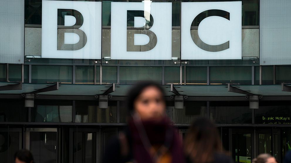 BBC har presenterat nya riktlinjer för sin personal, för att säkra upp public service-bolagets opartiskhet.