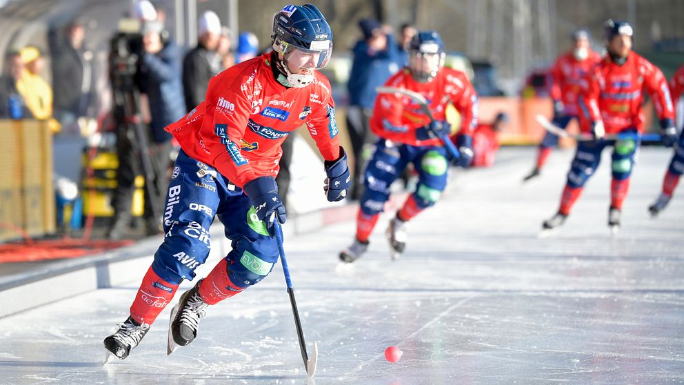 Edsbyn kryssade mot Sandviken.