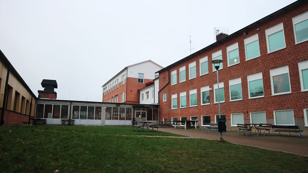 Snäckebacksskolan