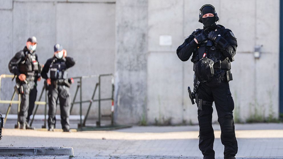 Poliser i Halle efter terrordådet
