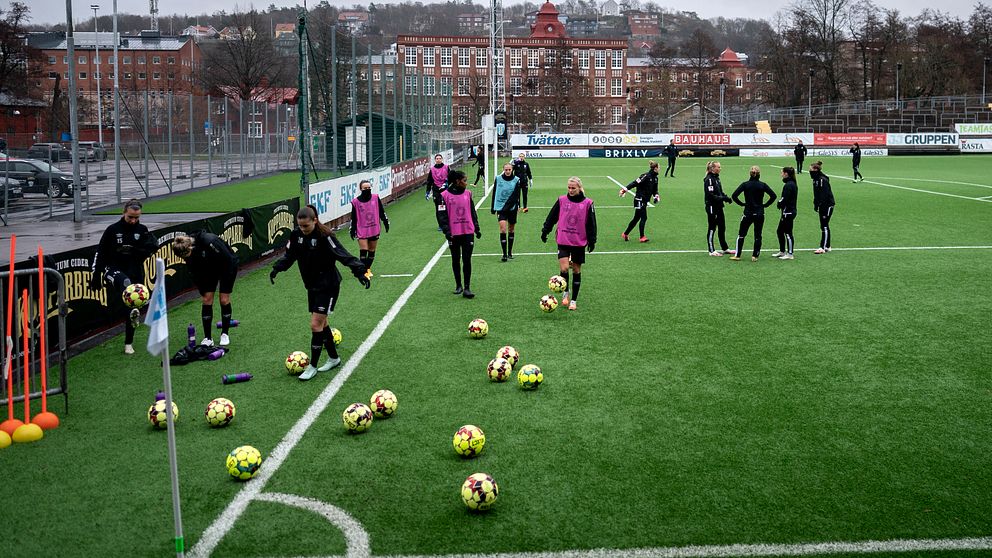 Göteborgs FC under en träning på Vallhalla IP.