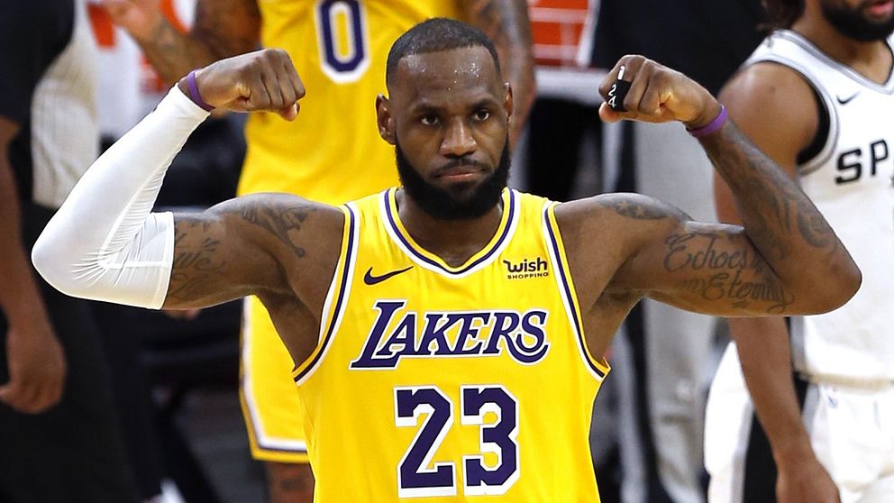 LeBron James har gjort minst tio poäng – i 1000 NBA-matcher på raken.