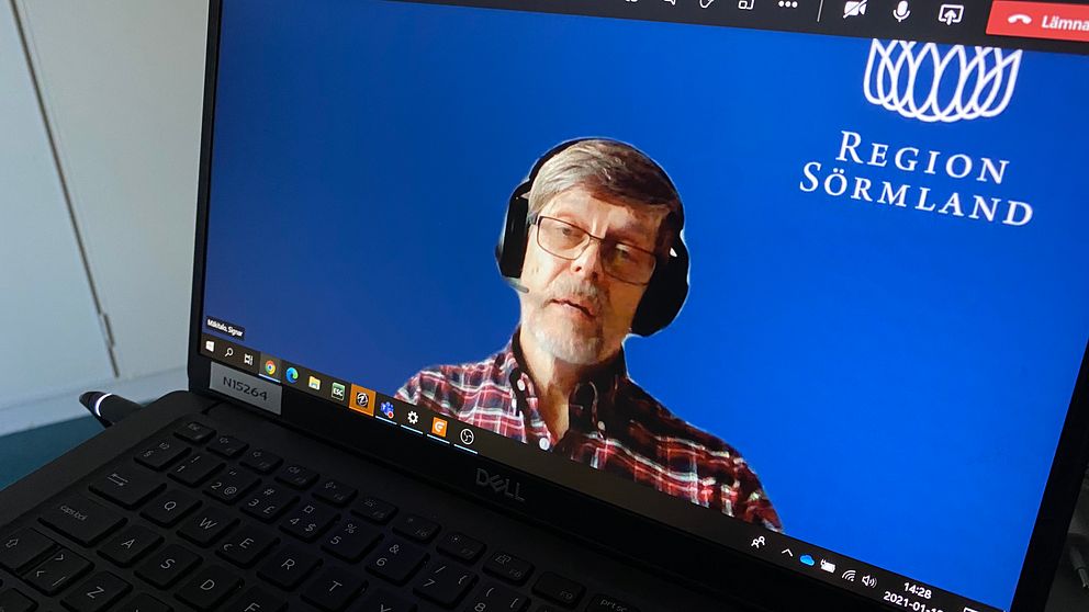 Signar Mäkitalo syns på en datorskärm under en videointervju