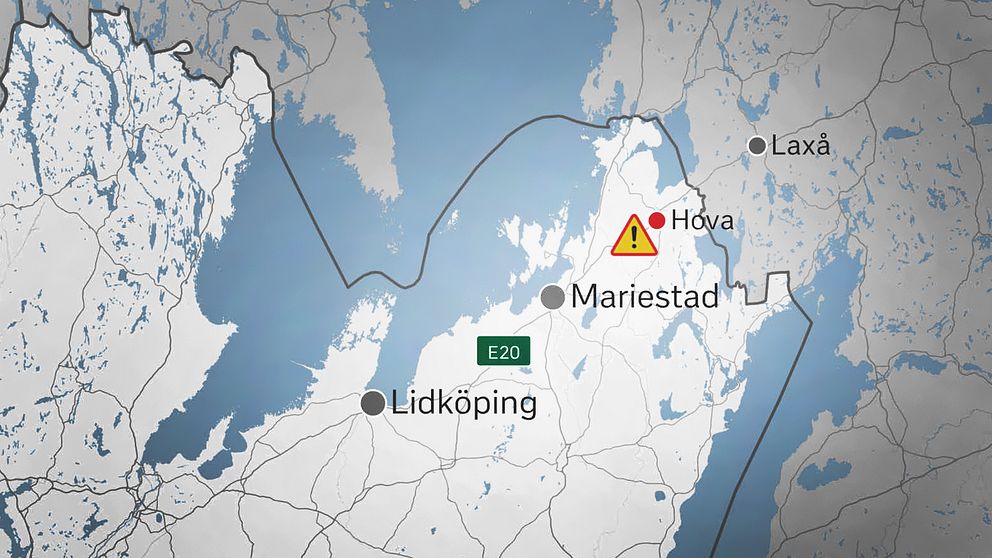 Olyckorna inträffade på E20 under tisdagen, i höjd med Otterslätten strax utanför Hova i Gullspångs kommun.