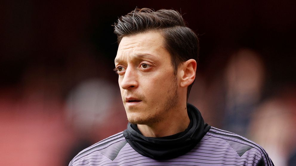 Mesut Özil lämnar Arsenal.