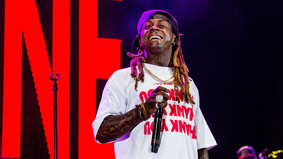 Rapparen Lil Wayne benådas av Donald Trump.