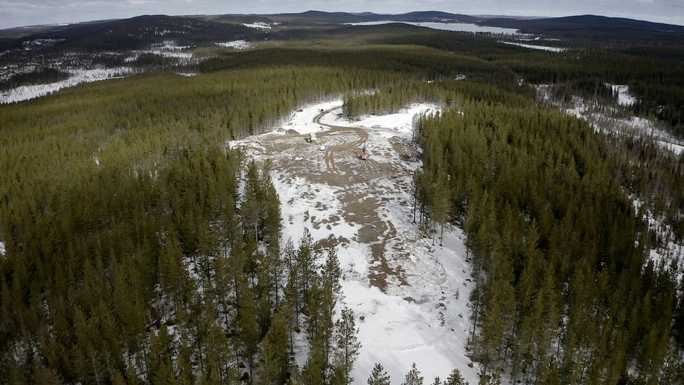 Flygbild över del av vindkraftparken Hästkullen i Viksjö