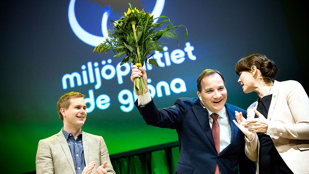Gustav Fridolin, statsminister Stefan Löfven och Åsa Romson vid Miljöpartiets kongress i Örebro.