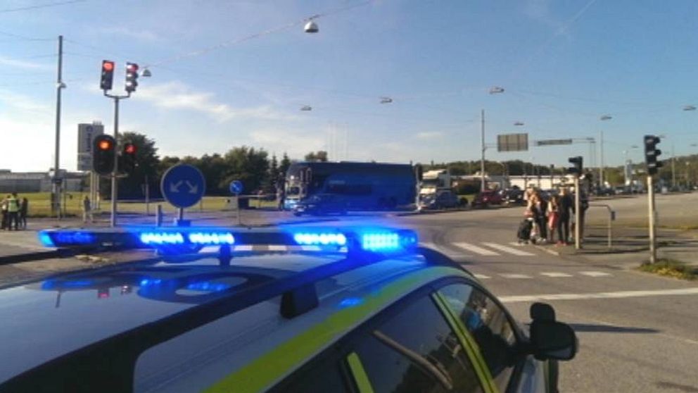 21-åringen som gripits misstänkt för inblandning i bilexpolisionen i Torslanda släpptes under torsdagen.