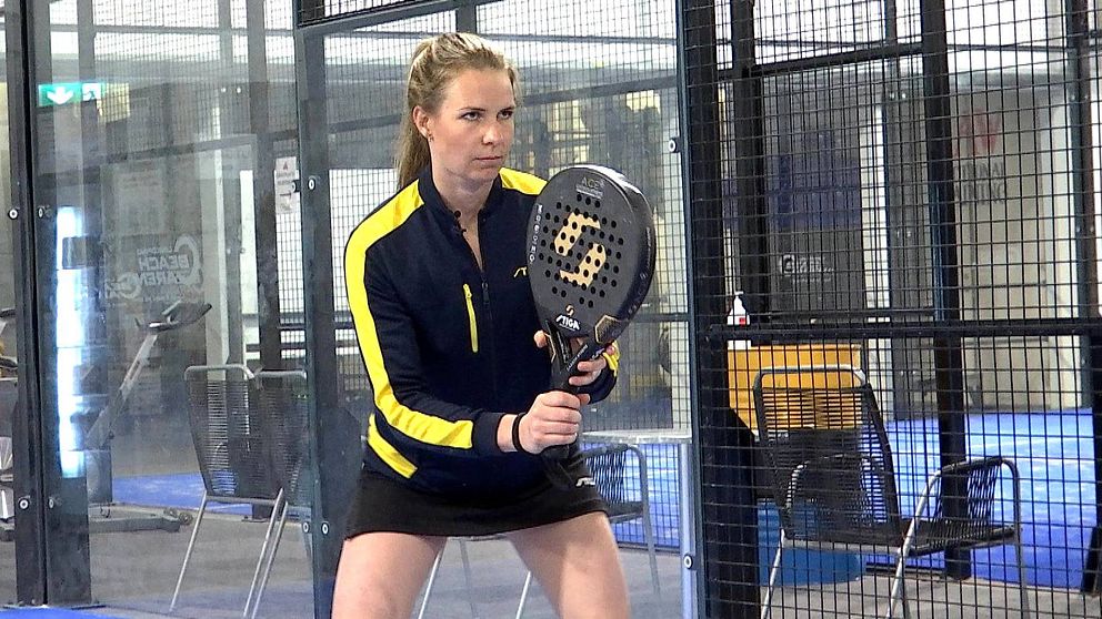 Emmie Ekdahl på padelplan