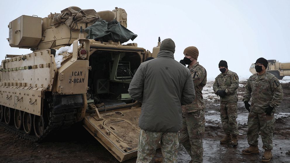 Amerikanska armén tränar med Bradley stridsfordon i Pabrade i Litauen.