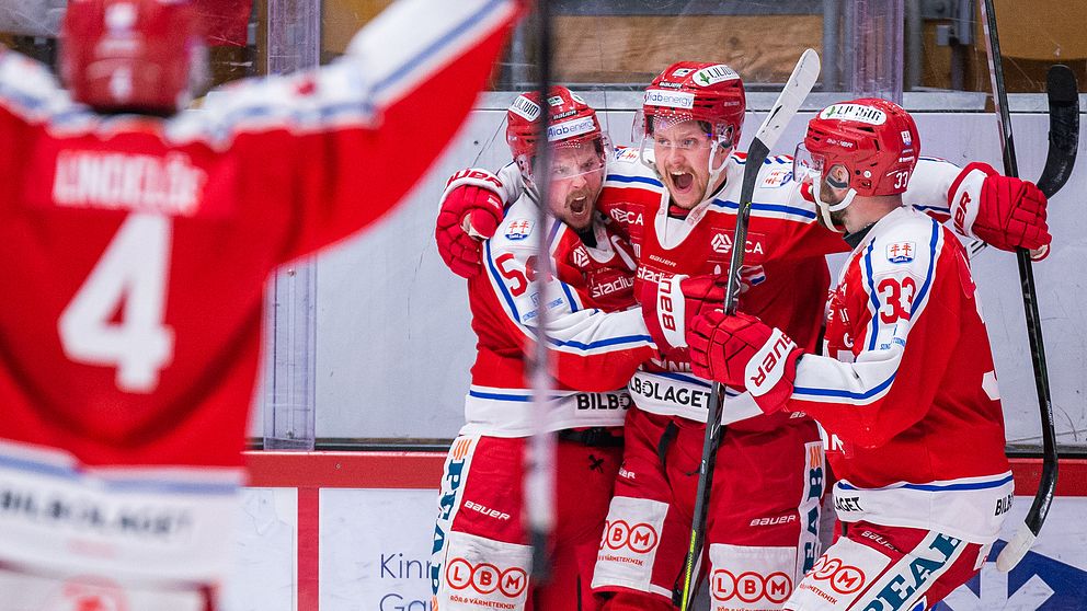 Jonathan Dahlén (mitten) avgjorde i förlängning. Arkivbild.