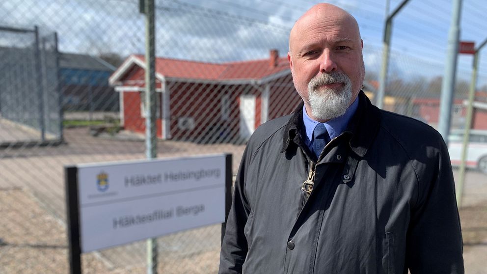 Joachim Moberg, kriminalvårdschef i Helsingborg, utanför häktet på Berga.