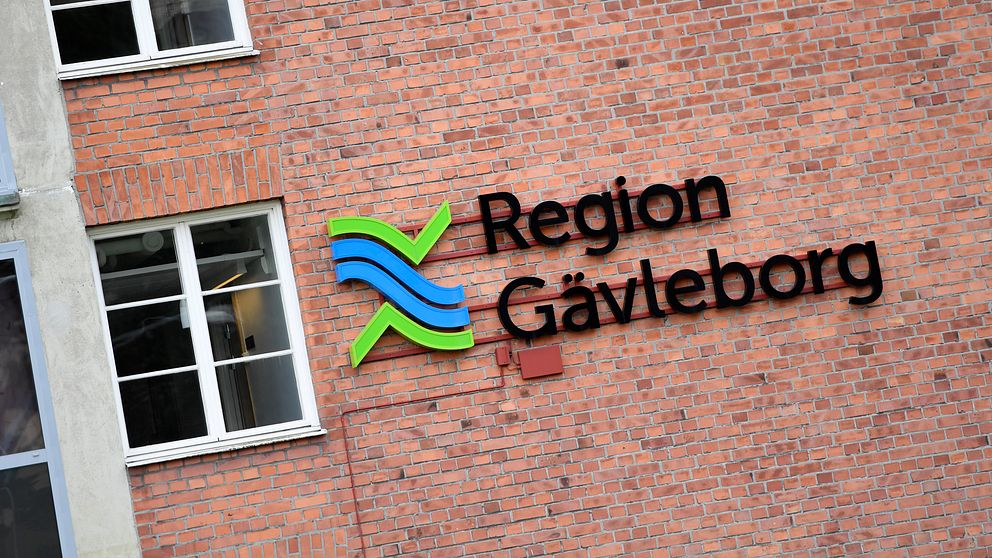 På bilden syns en byggnad där det står ”Region Gävleborg”