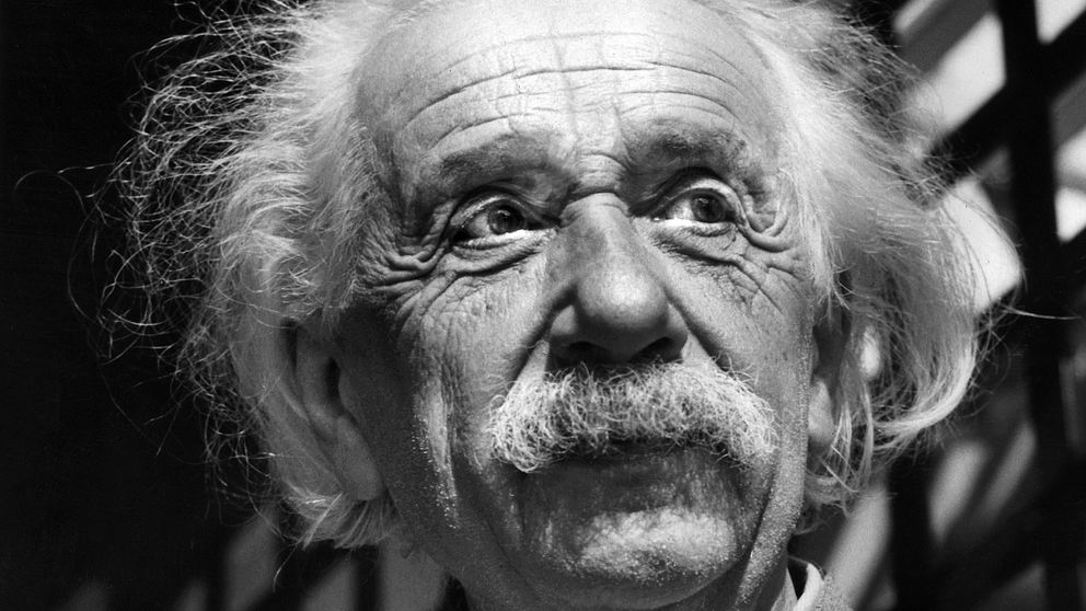 För hundra år sedan lanserade Albert Einstein den allmänna relativitetsteorin.