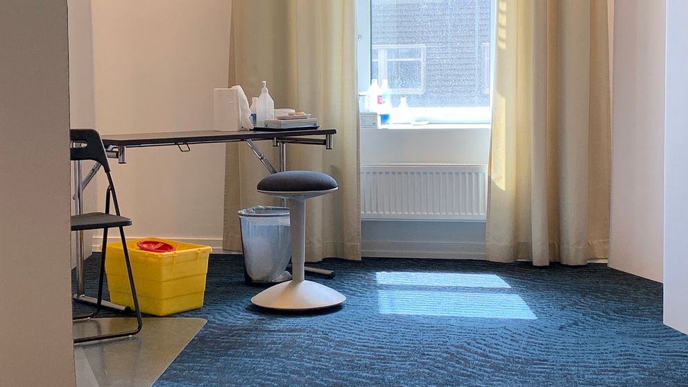 Vaccinationsrum på hotellet i Lund där företaget Vaccina erbjuder vaccinationer mot covid-19.