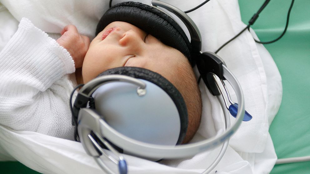 Musik används även i vissa länder som behandling av nyfödda bebisar som av medicinska skäl måste separeras från sin mamma.