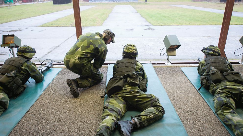 Värnpliktiga inkallade till repetitionsutbildning.