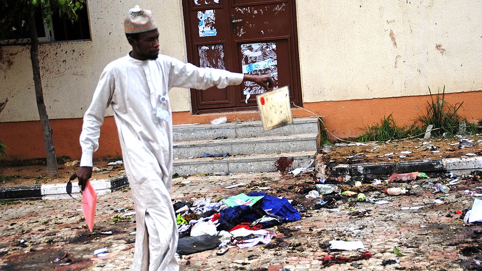 Förödelse efter ett av Boko Harams bombdåd i staden Zaria i Nigeria i juli.